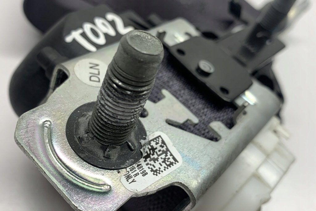 фото №9, Pas безпеки задній правий chevrolet camaro 84037015 3.6l бензиновий