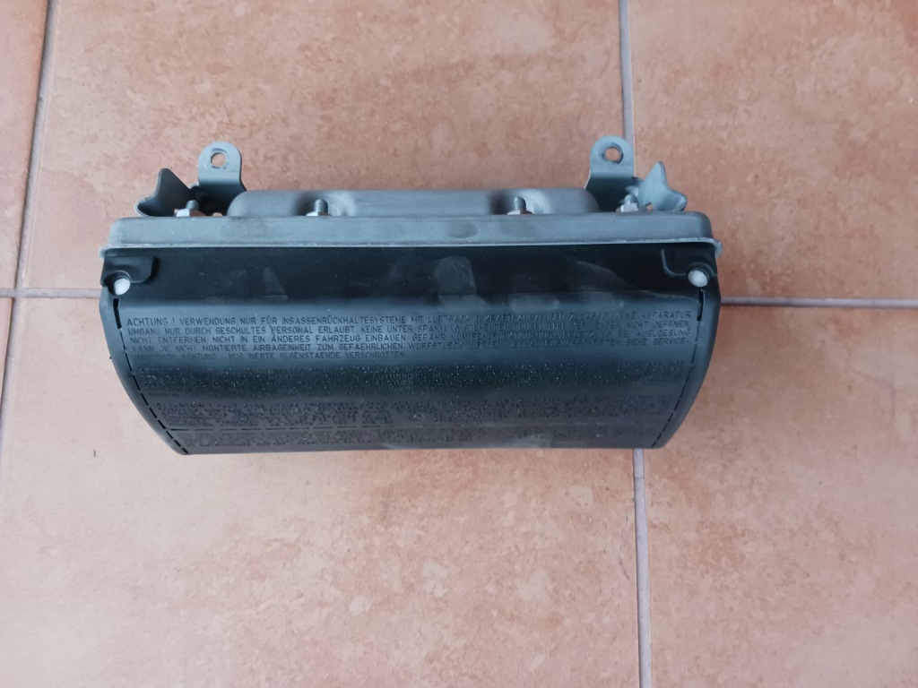 фото №1, Подушка пасажира mercedes w211 a2118601305