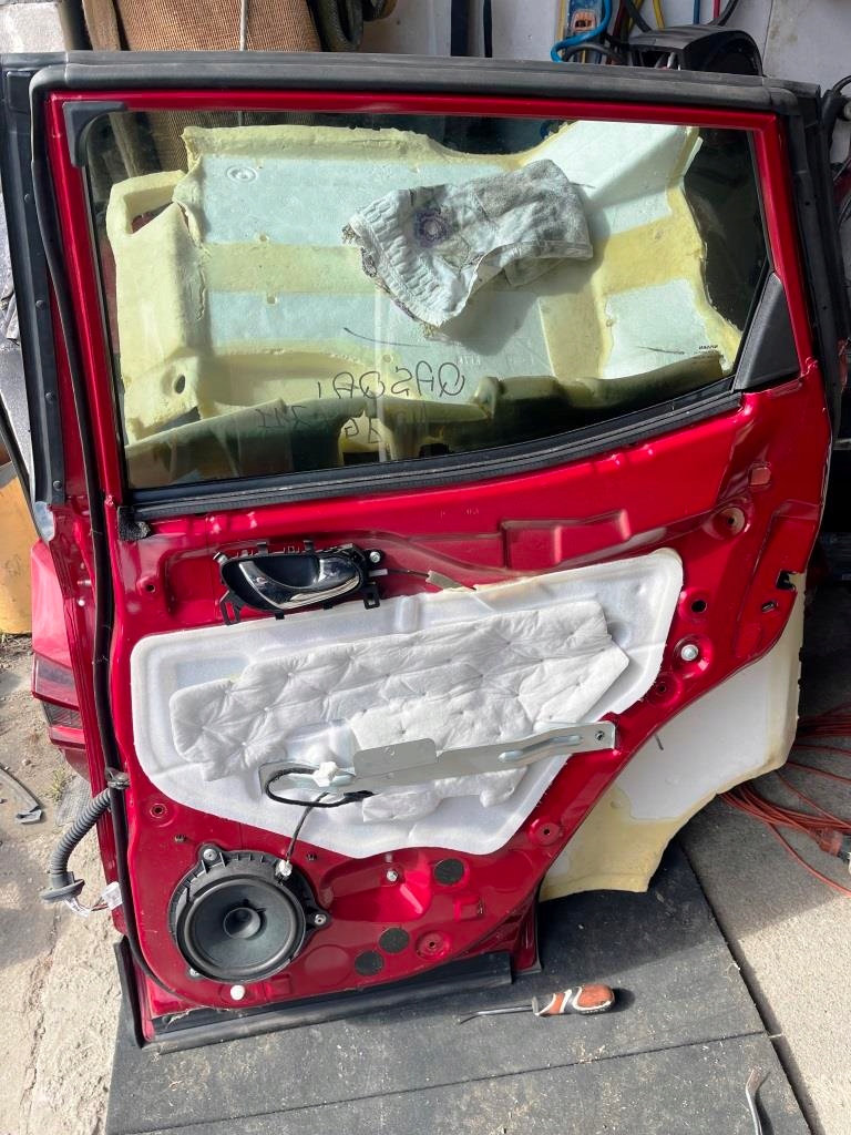 Nissan qasqai j11 рестайлинг  коплектная  цвет najg правый  левая сторона задний перед Оригинал