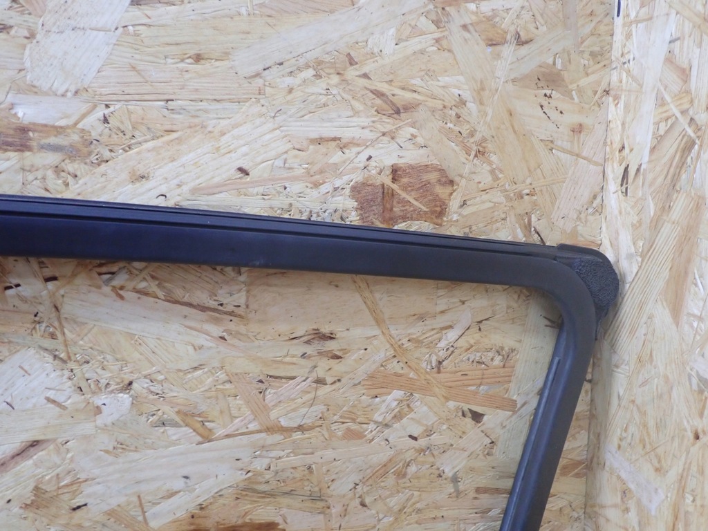 фото №5, Прокладка скло правий перед isuzu d-max iii 2021 6446