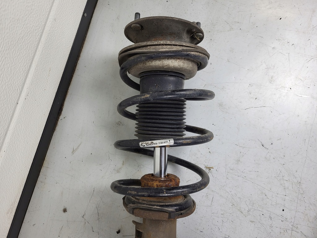 фото №8, Bmw e90 e91 05r 320 2.0 d поворотний кулак права важіль амортизатор 6764444