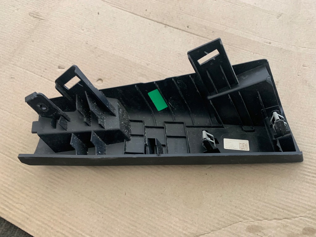 фото №8, Ford mustang mach-e rwd 21r пластик захист панелі консолі оригінал