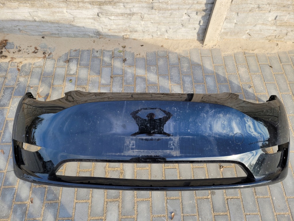 Купити Tesla model y бампер передній bez датчиків
