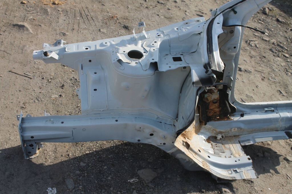 Четвертина права передня фартух поріг стійку  правий перед mazda cx-30 19- Оригінал