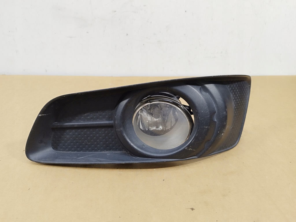 фото №1, Протитуманна фара + решітка лівий бампер перед toyota corolla verso ii lift 2007-2009