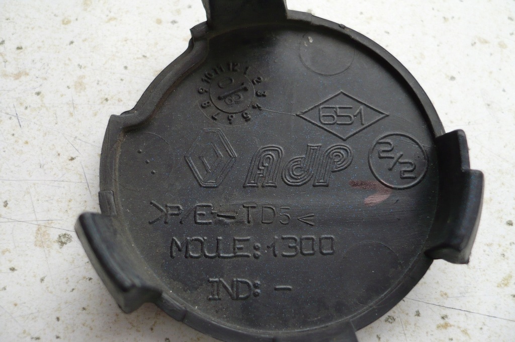 фото №6, Renault twingo ii lift заглушка фаркоп бампер перед