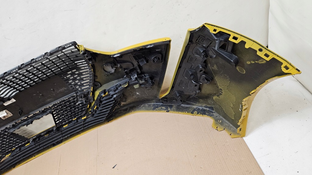 фото №11, Бампер перед передний peugeot 208 ii 9823203580