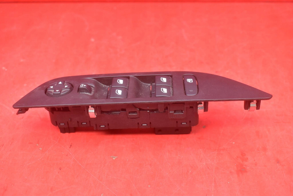 фото №5, Панель керування вікон eu 96788264zd peugeot 2008 2 ii 19-21