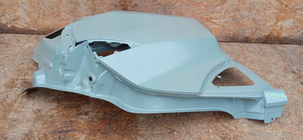 Tesla model y 20- обшивка крыло  левое  бок левое  задняя новый оригинал Цена