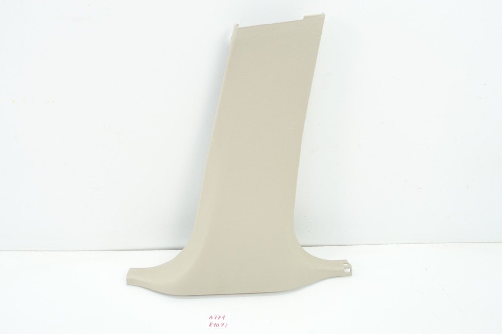 Купити Молдинг накладка стійка правий mercedes e w212