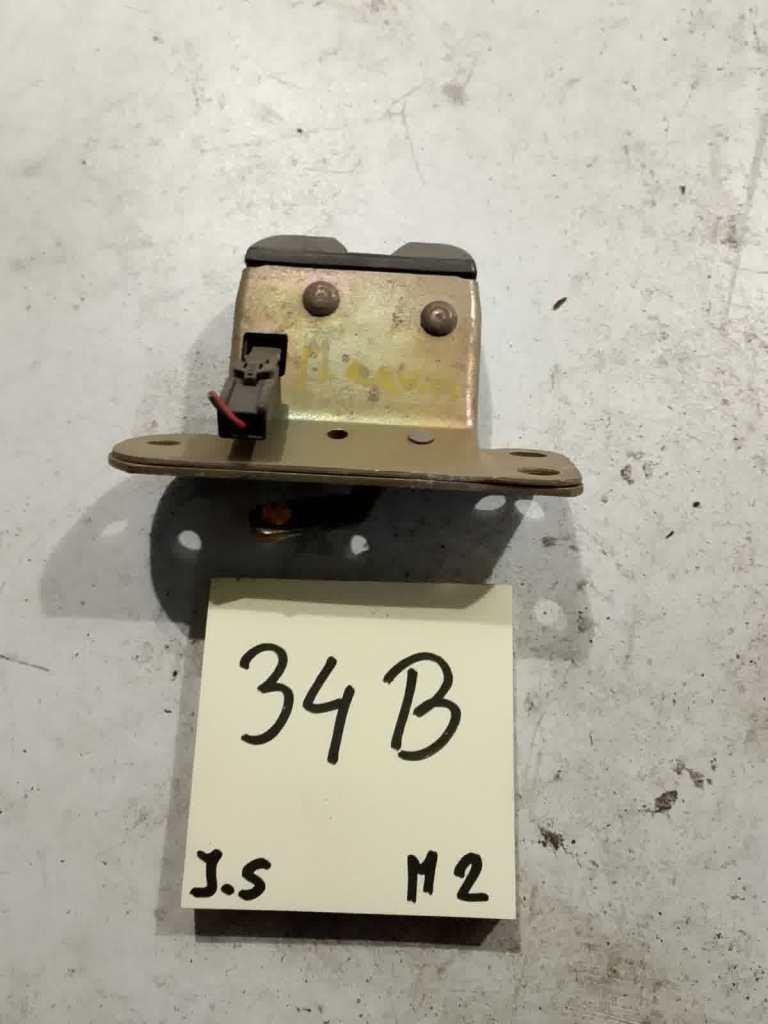 Купити Mitsubishi carisma mr191546 замок кришки задні