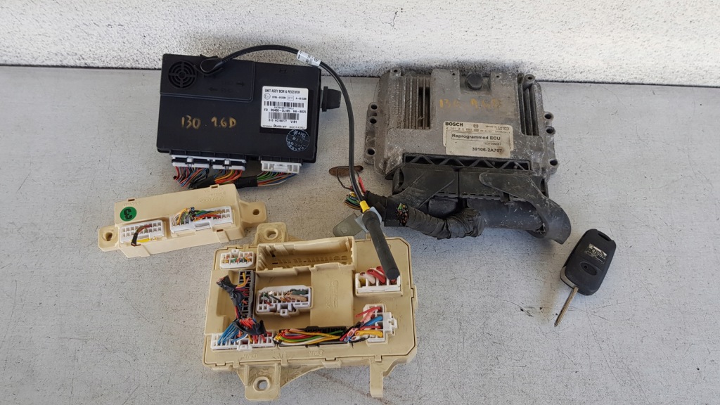 фото №1, Бортовой компьютер набор hyundai i30 i 1.6 crdi