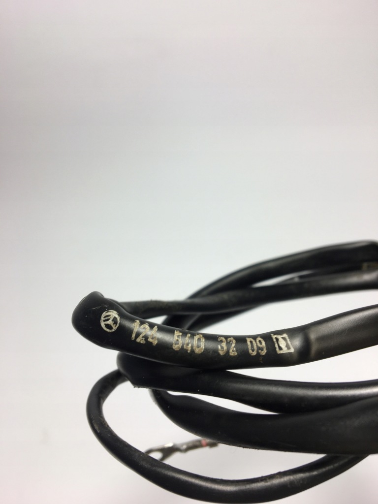 Жгут трубопровод кабели mercedes w 124 w124 1245403209 оригинал Киев