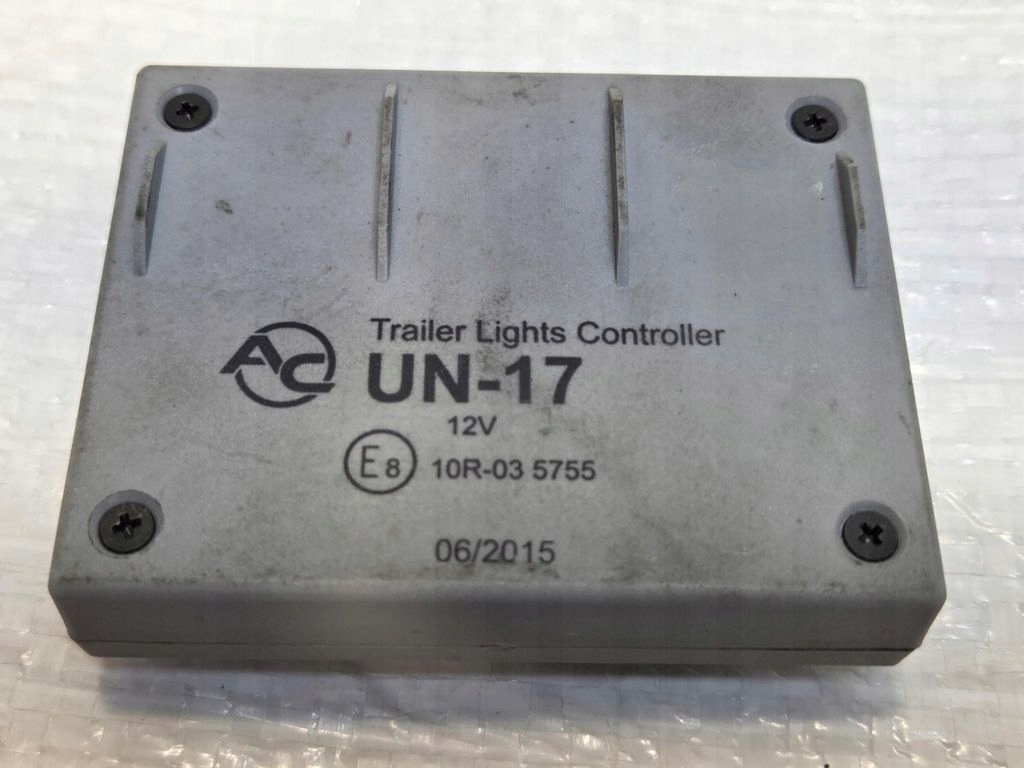 Купити Opel astra h iii модуль блок керування фаркоп un-17