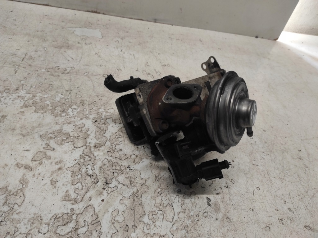 фото №4, Audi a6 c6 04- 2.7tdi клапан egr 059131503h