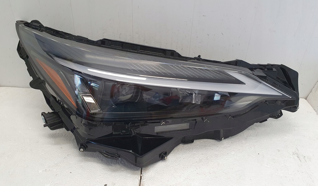 фото №1, Lexus nx ii 2021 лампа перед правая линза led оригинал europa