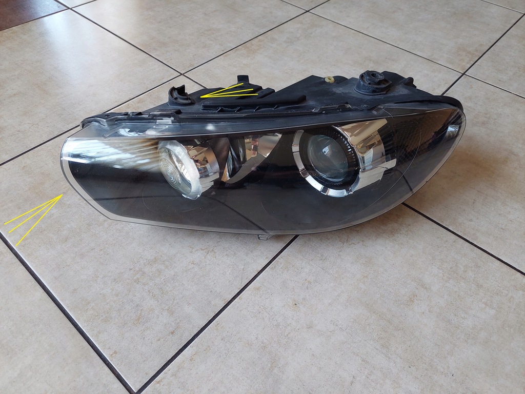 фото №1, Лампа - лівий перед - bi-xenon - vw scirocco - 1k8