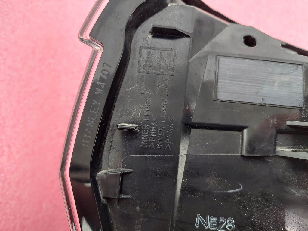 фото №8, Subaru outback 21- лампа ліва задня задня led