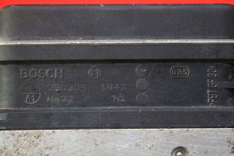 фото №8, Насос abs 47660-9u000 nissan note 1 i e11 1.6 16v 110 km 05-09