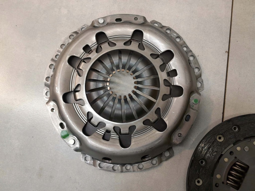 Зчеплення mini cooper i r50 1.6 320043610 в Україні