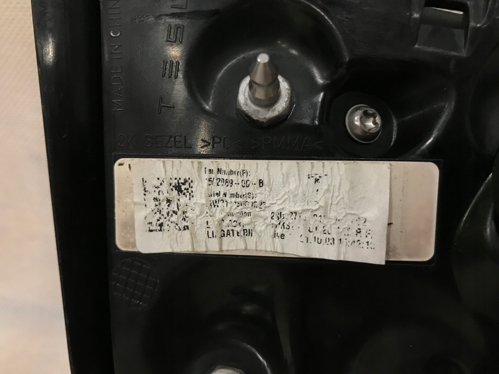 фото №10, Tesla model 3/y lift комплект лампа задних europa