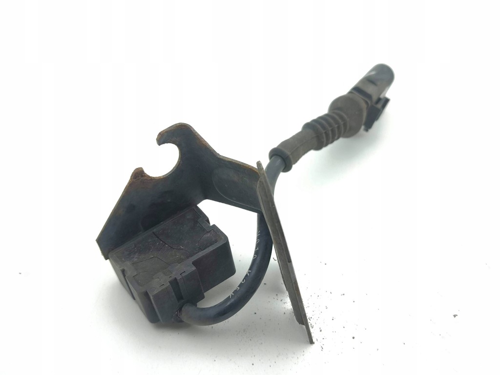 фото №8, Bentley flying spur 2006 правая сторона датчик ускорения