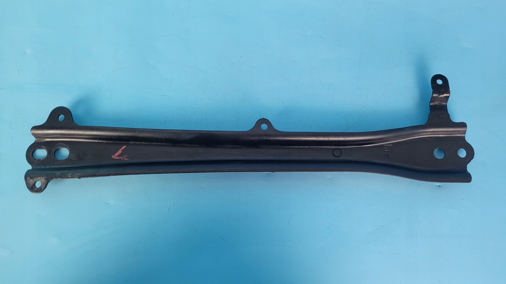 фото №7, Suzuki swace 1.8 hybrid 21r кронштейн підрамник лівий перед