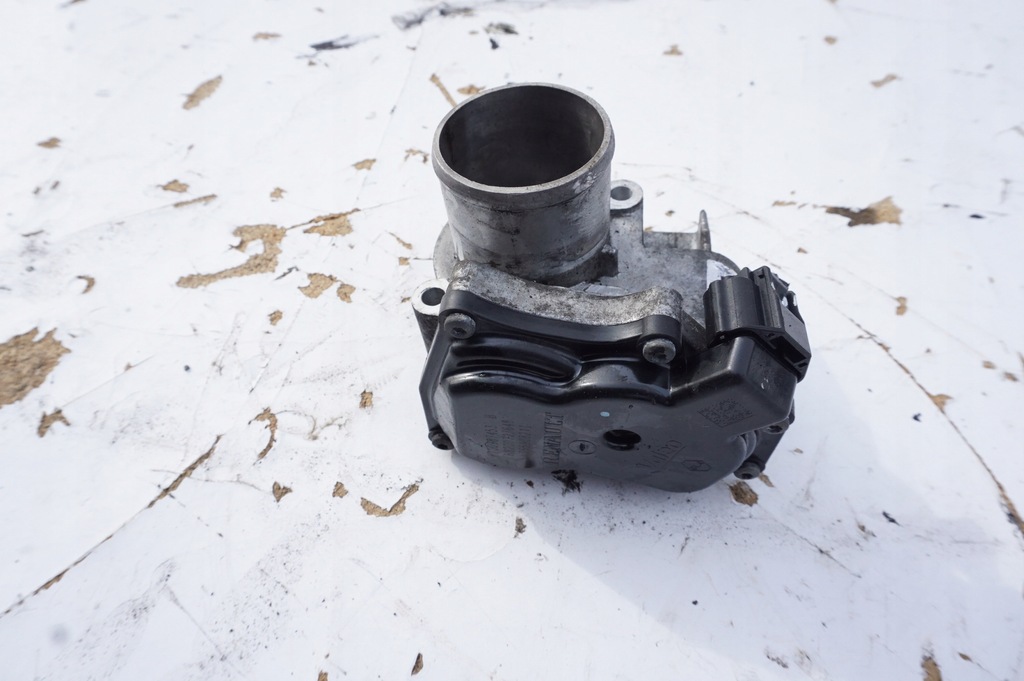 фото №1, Дроссельная заслонка 8200987453 renault koleos i 2.0 dci