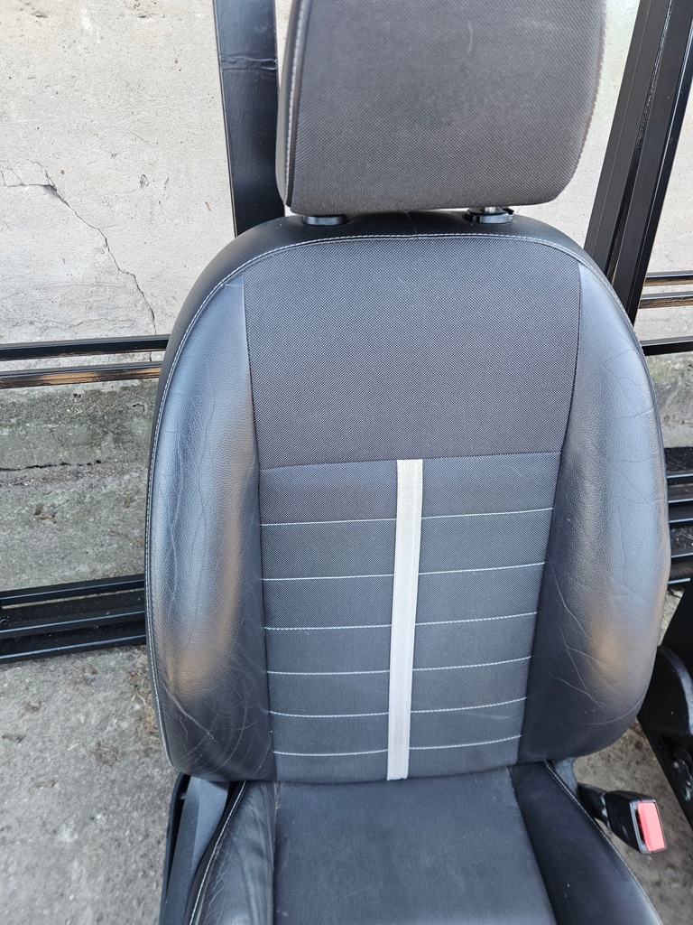 фото №7, Сидіння заднє сидіння ford kuga mk1 комплект