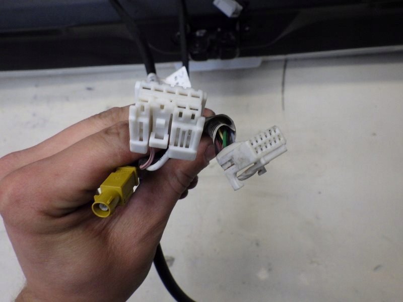 фото №10, Крышка багажника задняя стекло renault megane iv hb