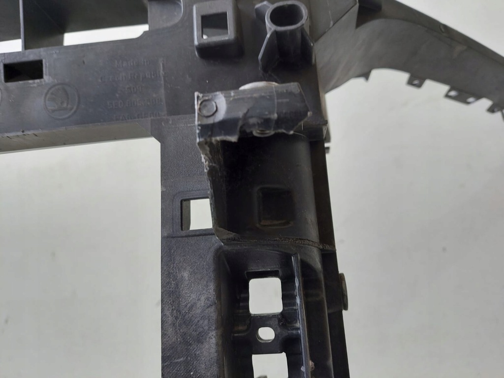 фото №9, Skoda octavia iii 5e0 pas передний 5e0805588