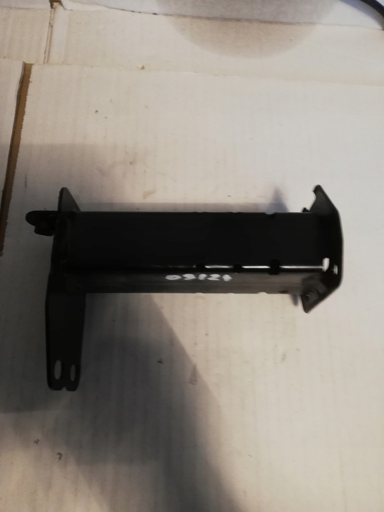 фото №5, Toyota yaris iv зона деформации левый перед 20-23