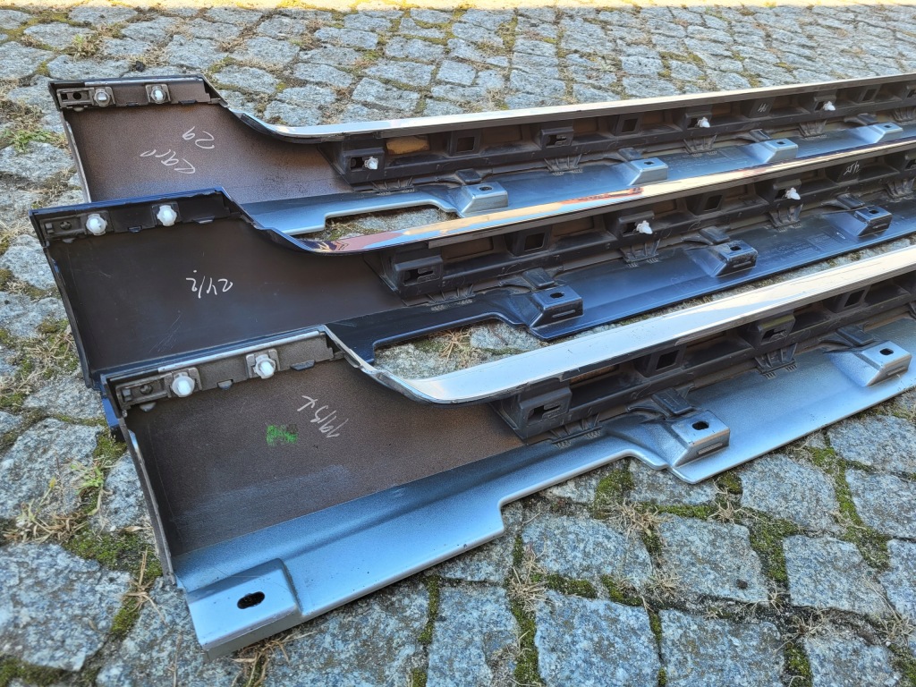 Порог накладка  порог левая vw passat b8 3g0 la7w Цена