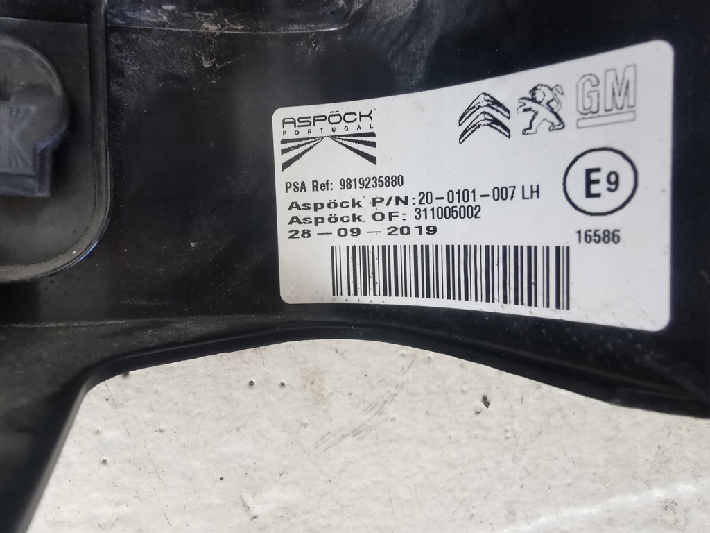 фото №7, Лампа задняя левая berlingo combo e peugeot partner