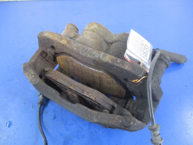 фото №4, Mercedes sprinter w906 3.0cdti скоба супорт гальма перед лівий