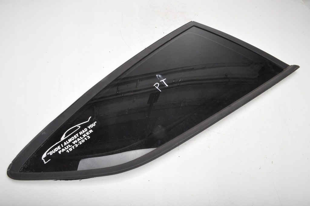 фото №1, Ford fiesta mk7 стекло правая задняя