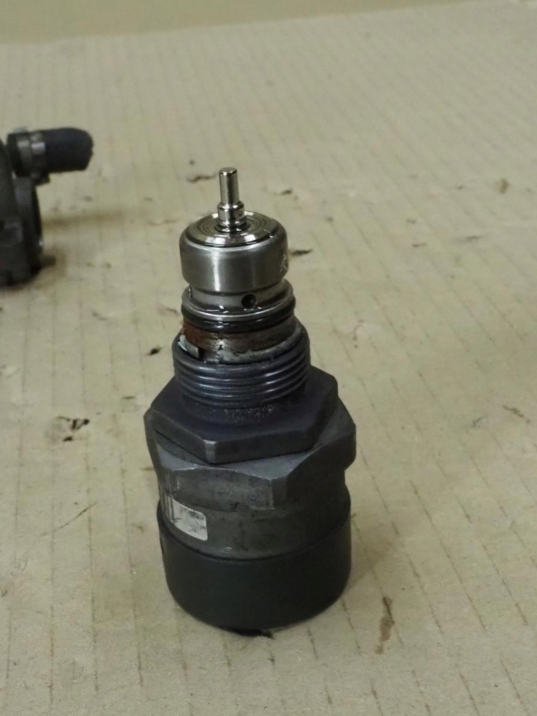 Купить Датчик давления топлива om642 a6420700146 mercedes w221 3.0 cdi bluetec