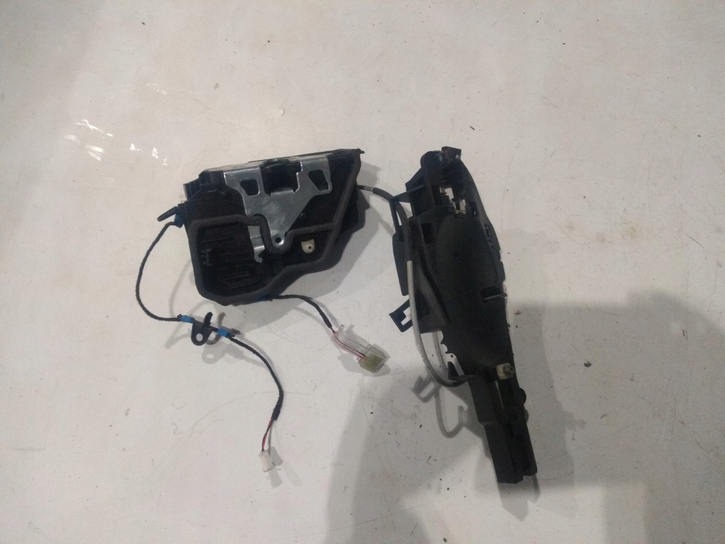 фото №10, Bmw x4 f26 x3 f25 - замок дверь основание ручка