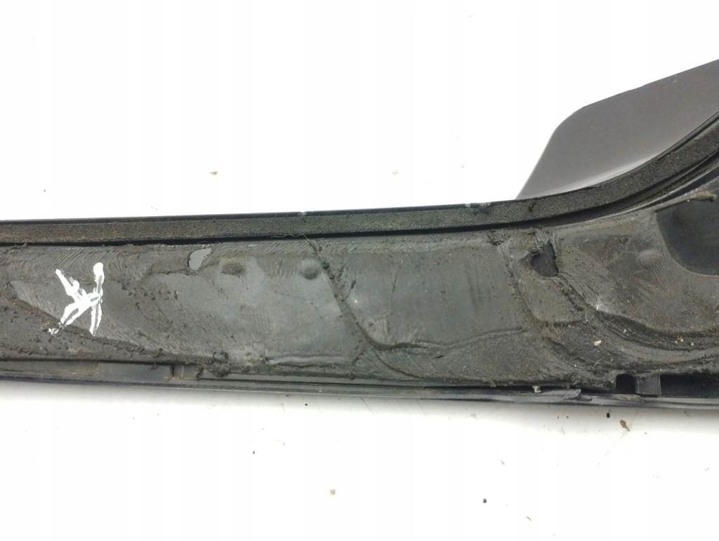 фото №8, Skoda octavia mk4 2022 молдинг стекло задний