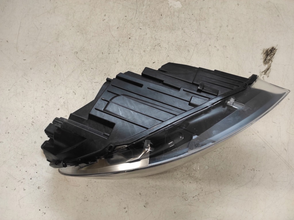 фото №10, Volvo v40 lift 16- лампа левая перед full led