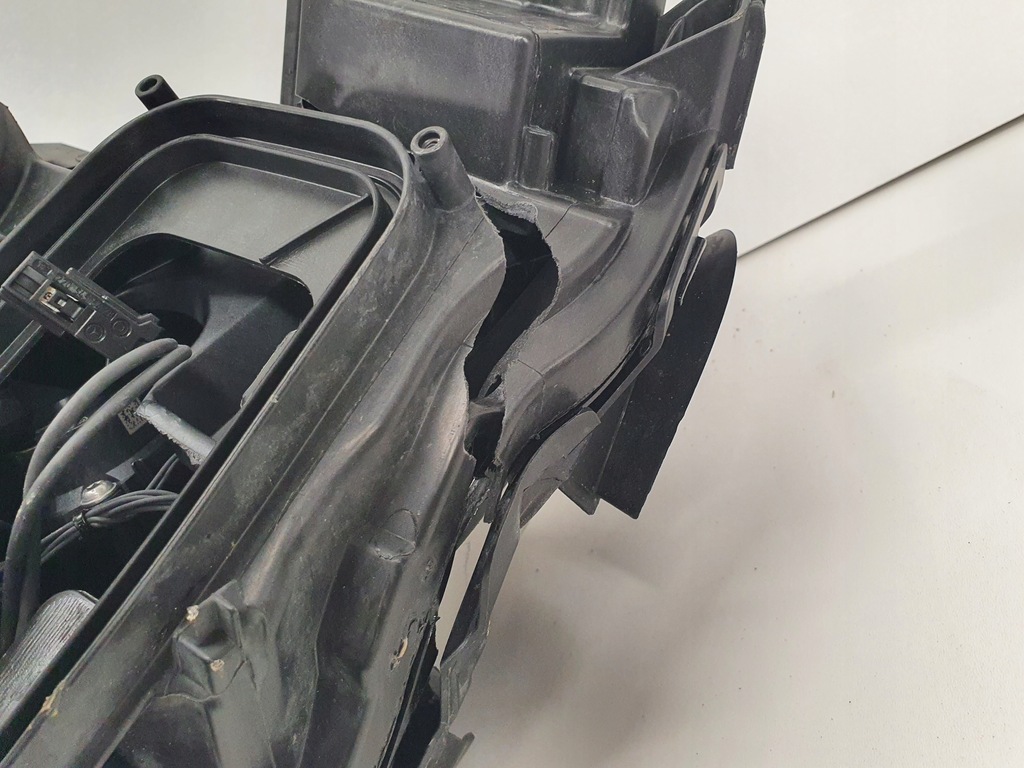 фото №13, Mercedes e klasa 213 led лампа правая передняя