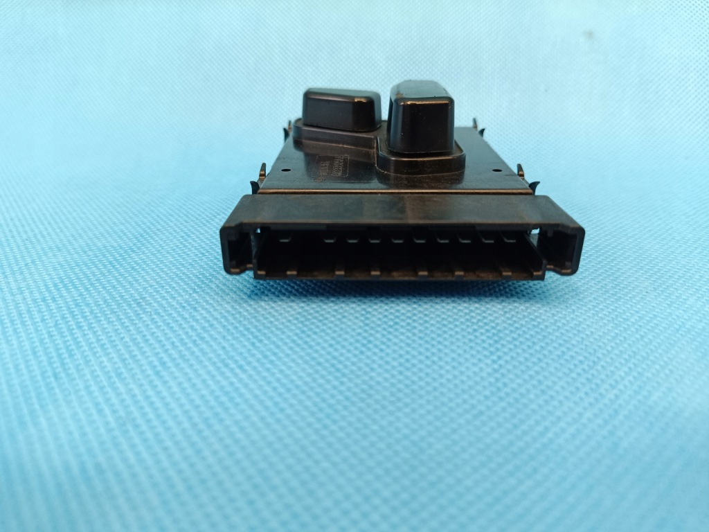 фото №4, Jeep compass 2 ii 2.4 pb 182km 4x4 2020 r переключатель регулировки сиденье