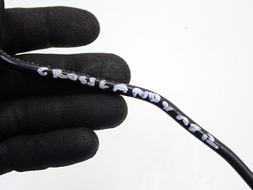 Патрубок шланг трубка зчеплення d1n16982 opel crossland x 1.2i hm01 18r Недорого