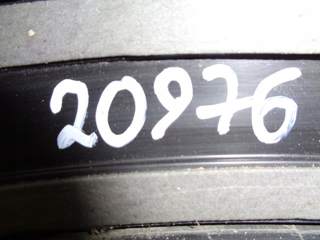 фото №9, Toyota corolla e21 молдинг крила правий перед