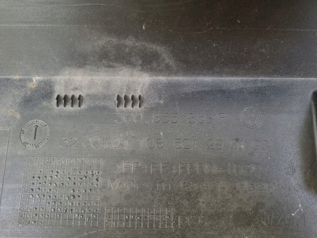 фото №16, Молдинг поріг права vw passat b8 3g0853858f