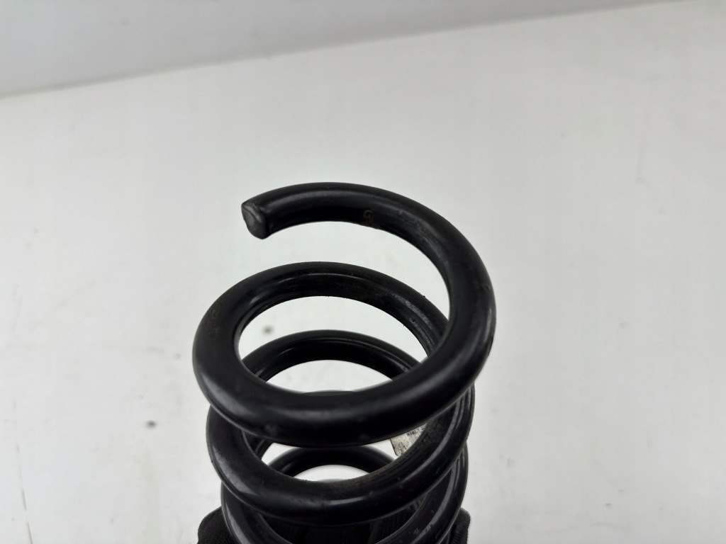 фото №7, Bmw 1 f20 f21 2015 з задній пружина задня