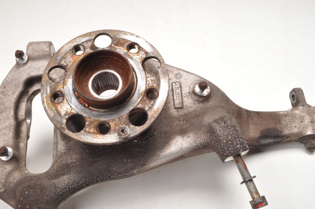 фото №9, Mercedes glc x253 4.0 amg поворотный кулак левая передняя a2533321500