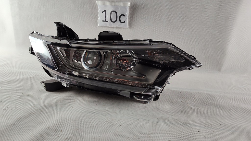 Купити Mitsubishi outlander od 2015- фара led правий лінза фара правий