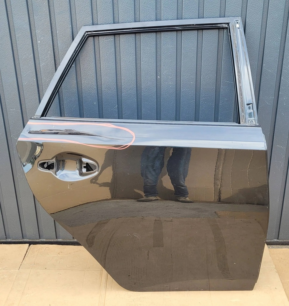 фото №1, Дверь задние правое toyota auris ii 12- fv