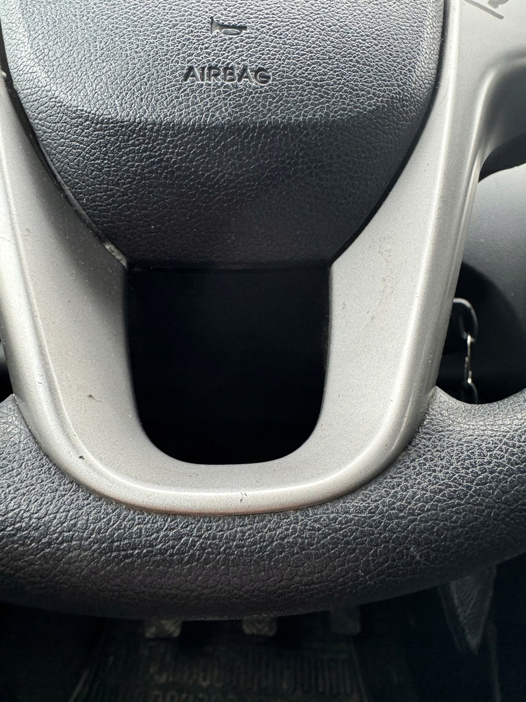 фото №8, Hyundai i20 i воздуховод подушка безопасности водителя